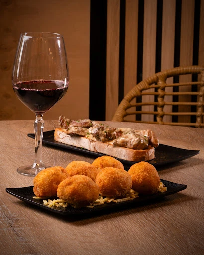 Restaurante La Divina más Ke Tapas photo 10